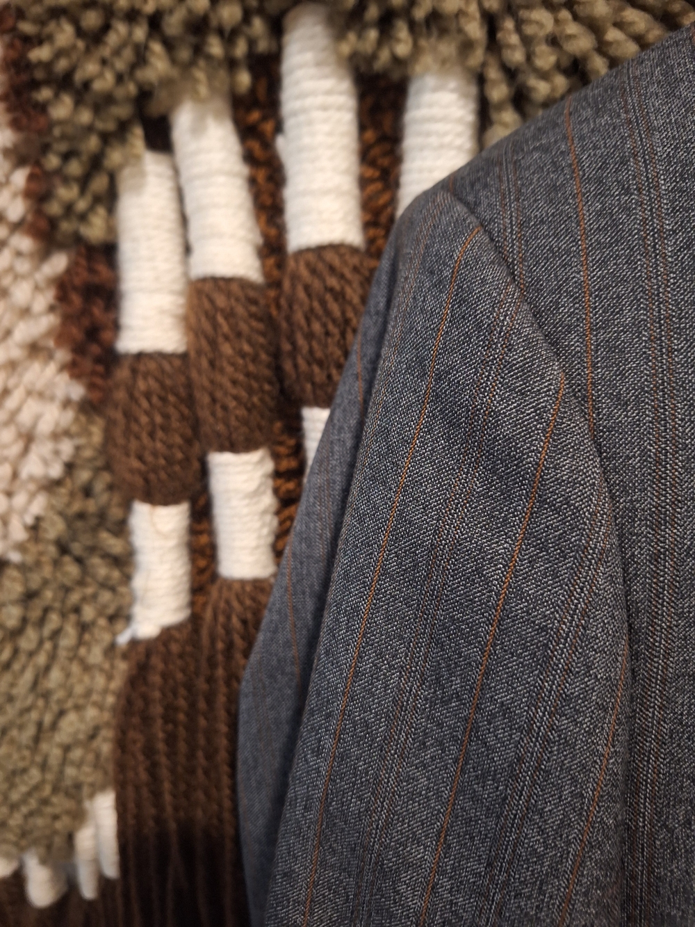 DSQUARED2 Gray Blazer with Brown Pinstripes USA 38 Short Slim Fit, 50 IN EURO.